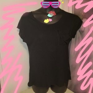 Gently Worn-Black Hi/Lo Shirt